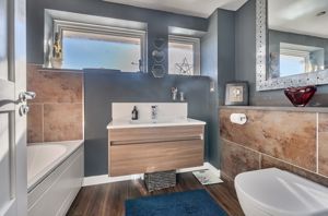 Photo 26- click for photo gallery